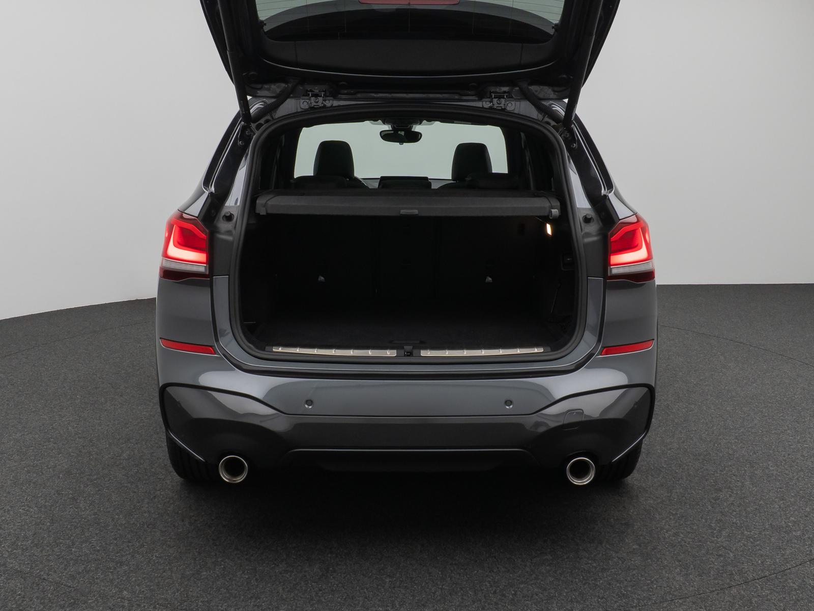 BMW X1 xD20d M Sport ACC HUD DAB Panorama HiFi Leder, миниатюра 13