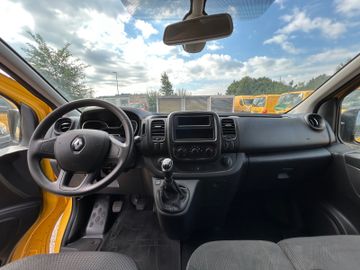 Renault Trafic - 11