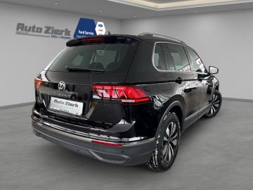 Volkswagen Tiguan - 4