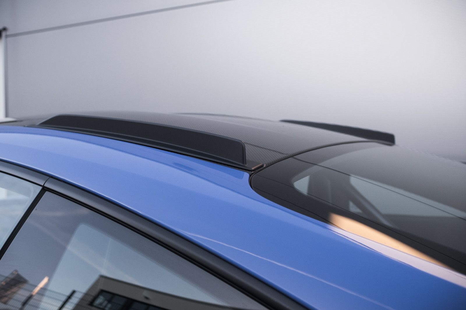 Fahrzeugabbildung Porsche 992/911 GT3 RS-PTS maritime-Lift-Weissach-PCCB