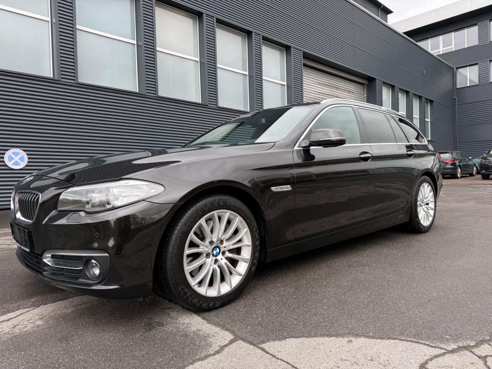 BMW 530 d Touring Luxury Line 2 Hand Pano R-Cam AHK