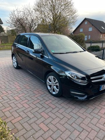 MERCEDES-BENZ B 180 Urban Urban