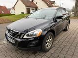 Volvo XC60 D5 AWD Momentum|XENON|PDC|SHZG| - Volvo XC60 bis 10.000 Euro