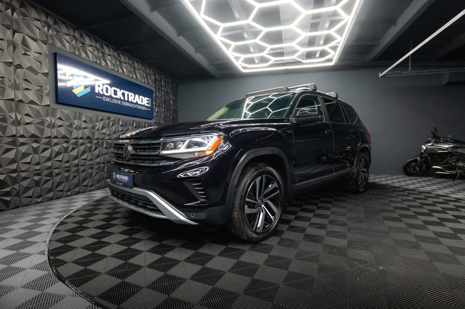 Fahrzeugabbildung Volkswagen ATLAS 3.6 4x4 SEL PREMIUM *6 Sitze*Pano*ACC*LED*