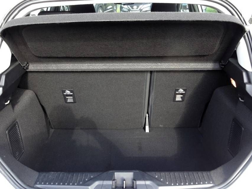 Fahrzeugabbildung Ford Fiesta  1.1 Cool & Connect ALW