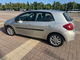 Toyota Auris 1.6-l-Dual-VVT-i silber TÜV 07/26 AHK - Toyota Auris in Berlin