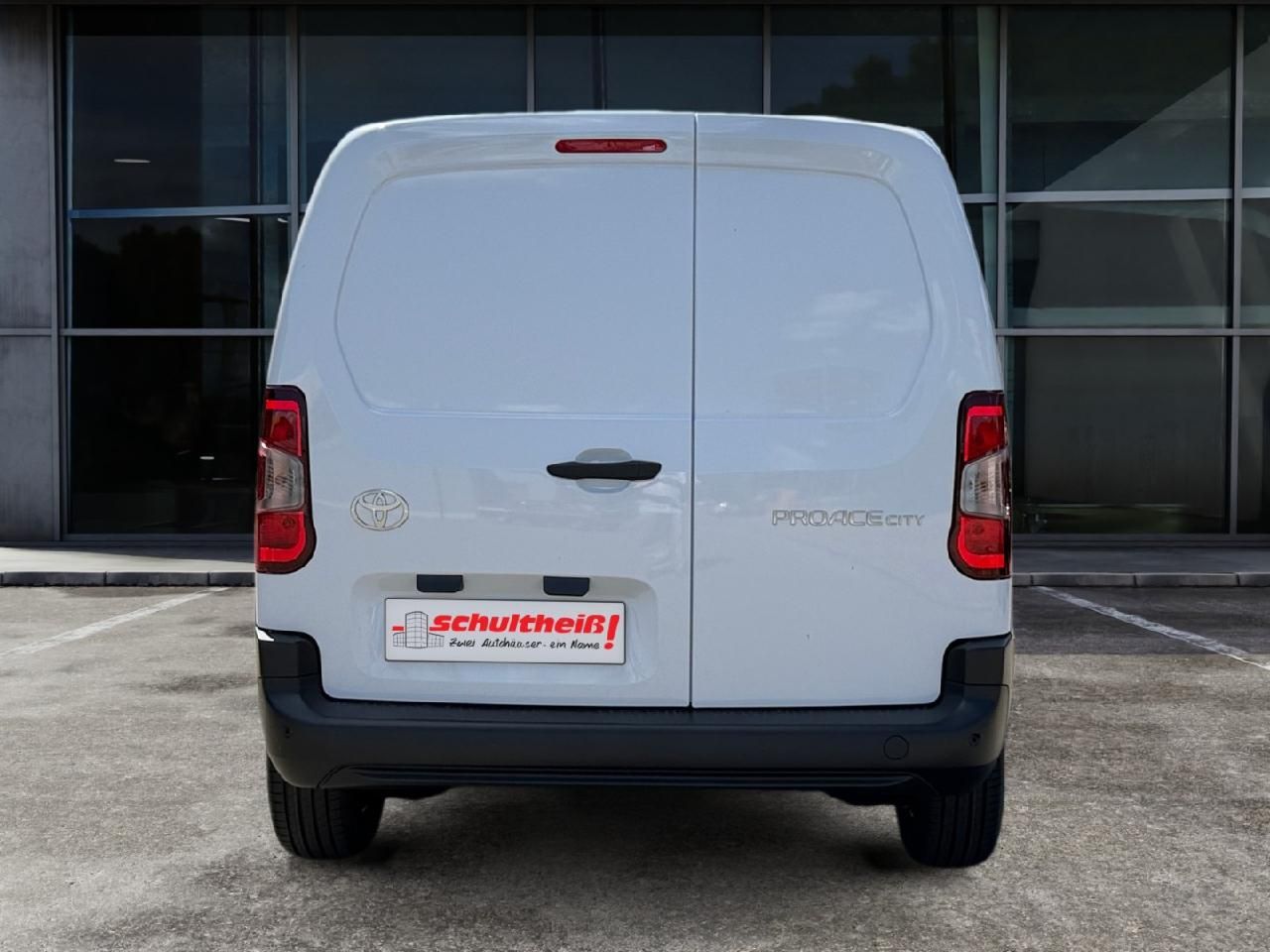 Fahrzeugabbildung Toyota Proace City L1 Meister