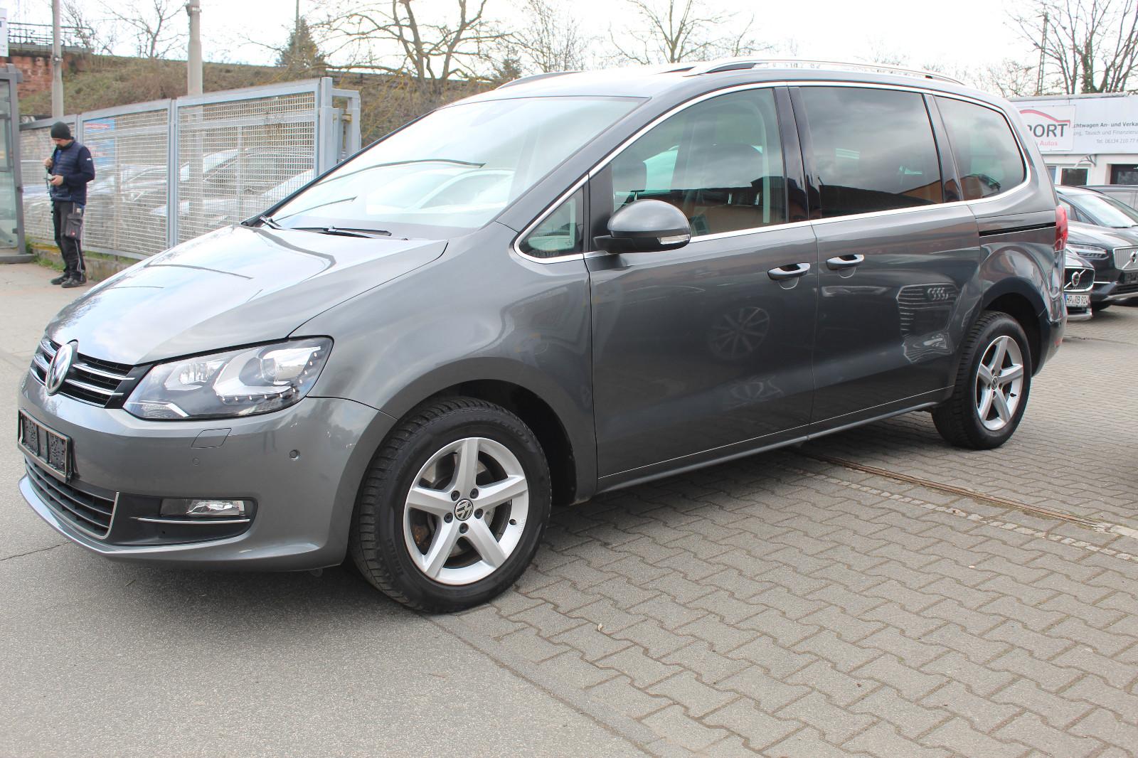 Volkswagen Sharan 2.0  135kW DSG BMT Highline 7 Sitzer