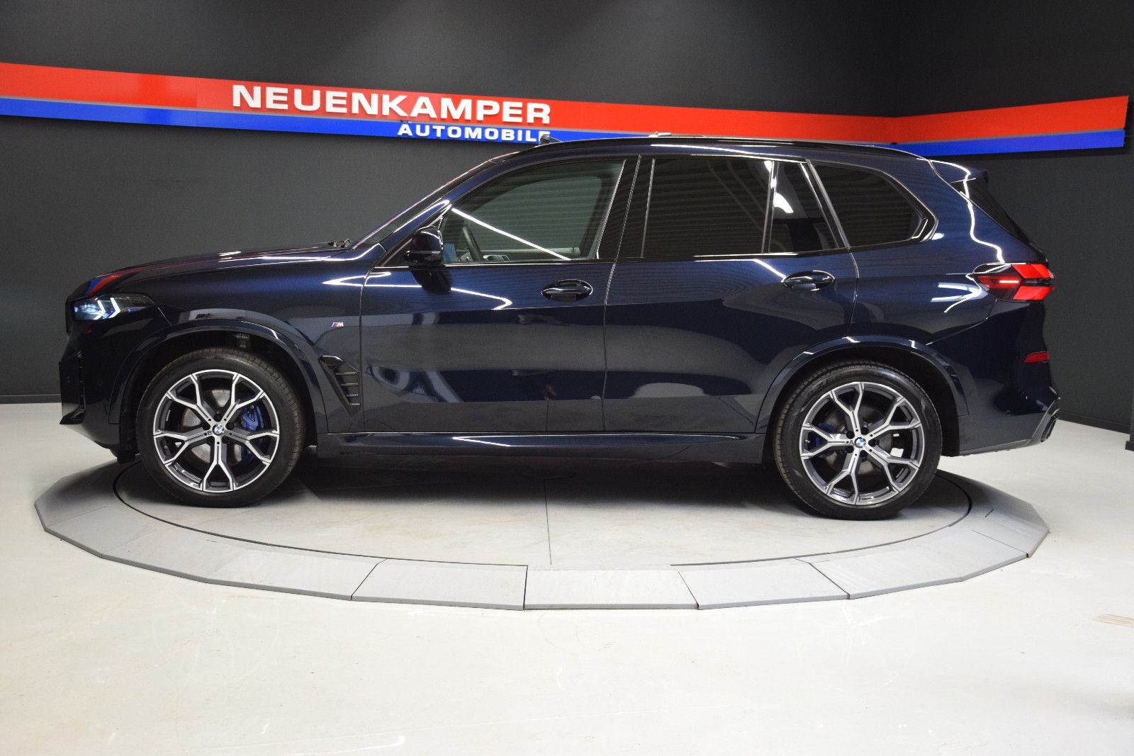 Fahrzeugabbildung BMW X5 40d xDr M Sport Pro *Neuer Motor bei BMW.