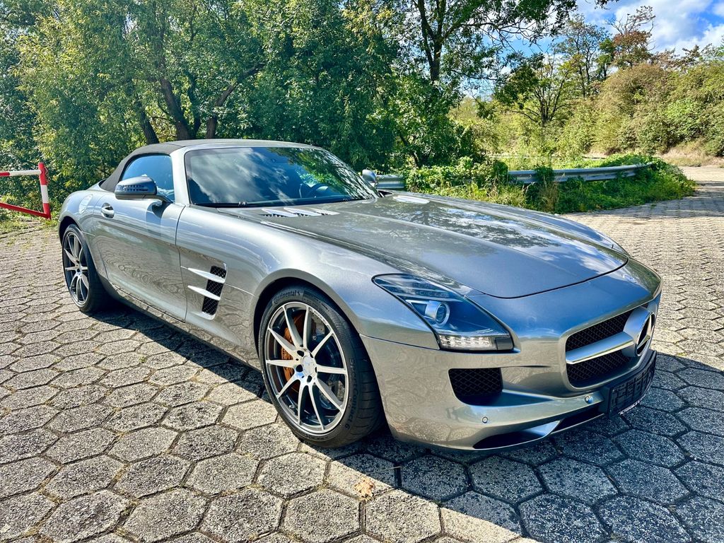 Mercedes-Benz SLS AMG