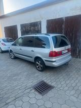 Volkswagen Vw Sharan 1,9 TDI 7 Sitzer  Leder Navi AHK - gebrauchte VW Sharan aus dem Jahr 2002