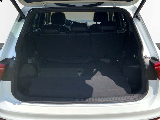 Tiguan All 2.0 TSI R-Line 4M,AHK,Sthz,7Sitzer
