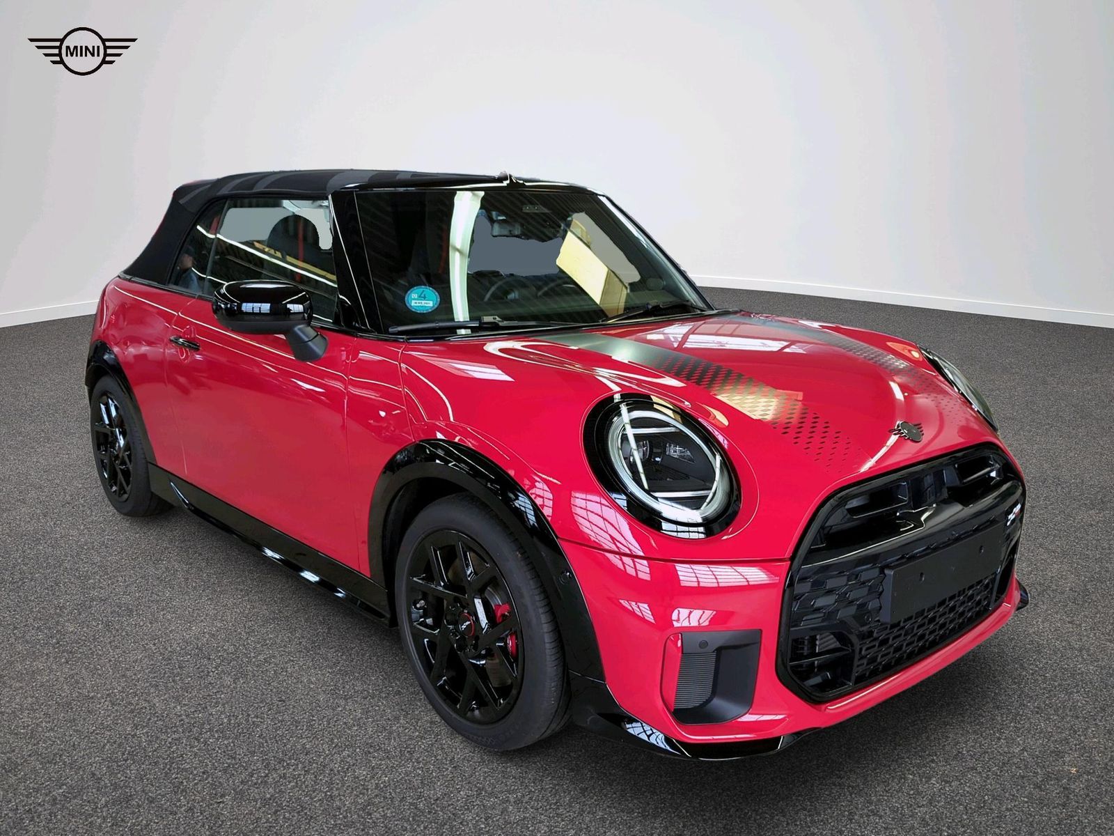 MINI John Cooper Works Cabrio - Bild 2