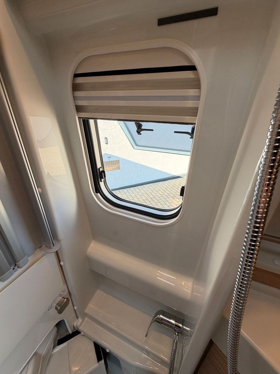 Fahrzeugabbildung Malibu Van Diversity GT skyview 640 LE K Lucca MJ26