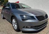 Skoda Superb Combi Style Aut. Leder,Xenon,Navi,PDC,Eu6 - Skoda Superb: Combi Eu