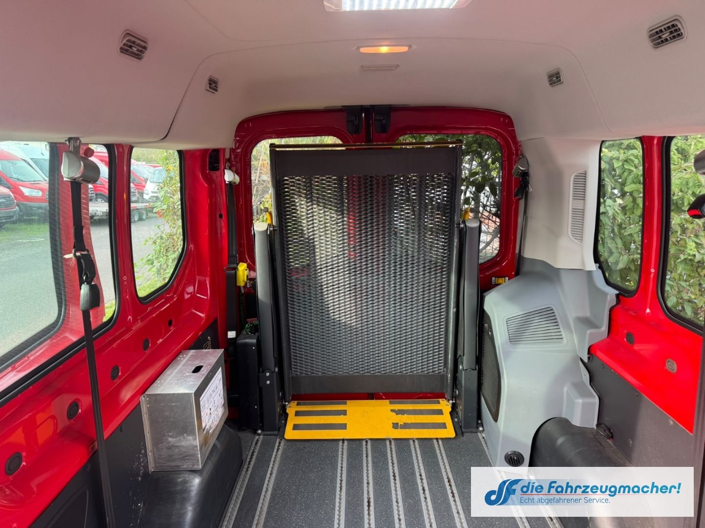 Fahrzeugabbildung Ford Transit 350 L3 Trend *UNFALLWAGEN *1774