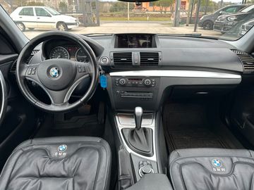 BMW 120 - 8