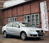Volkswagen Passat Trendline*1Hand*Kamera*SHZ*Garantie