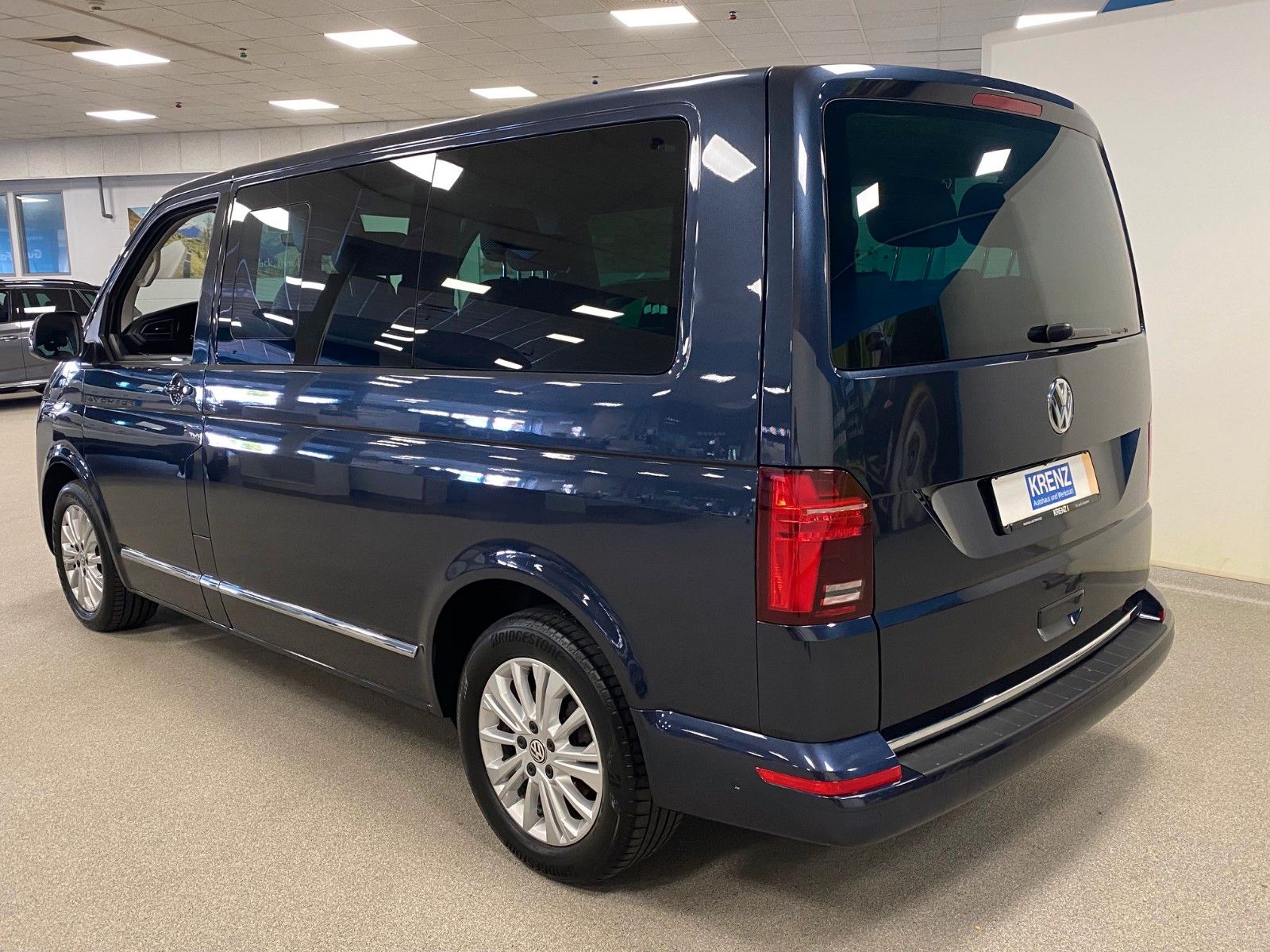 Fahrzeugabbildung Volkswagen T6.1 Multivan Generation Six+ALLRAD+DSG+7 Sitze+