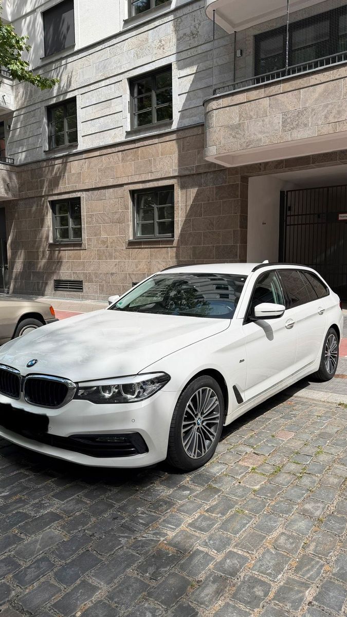 BMW BMW 520d touring *luxuryline HeadUp ACC*