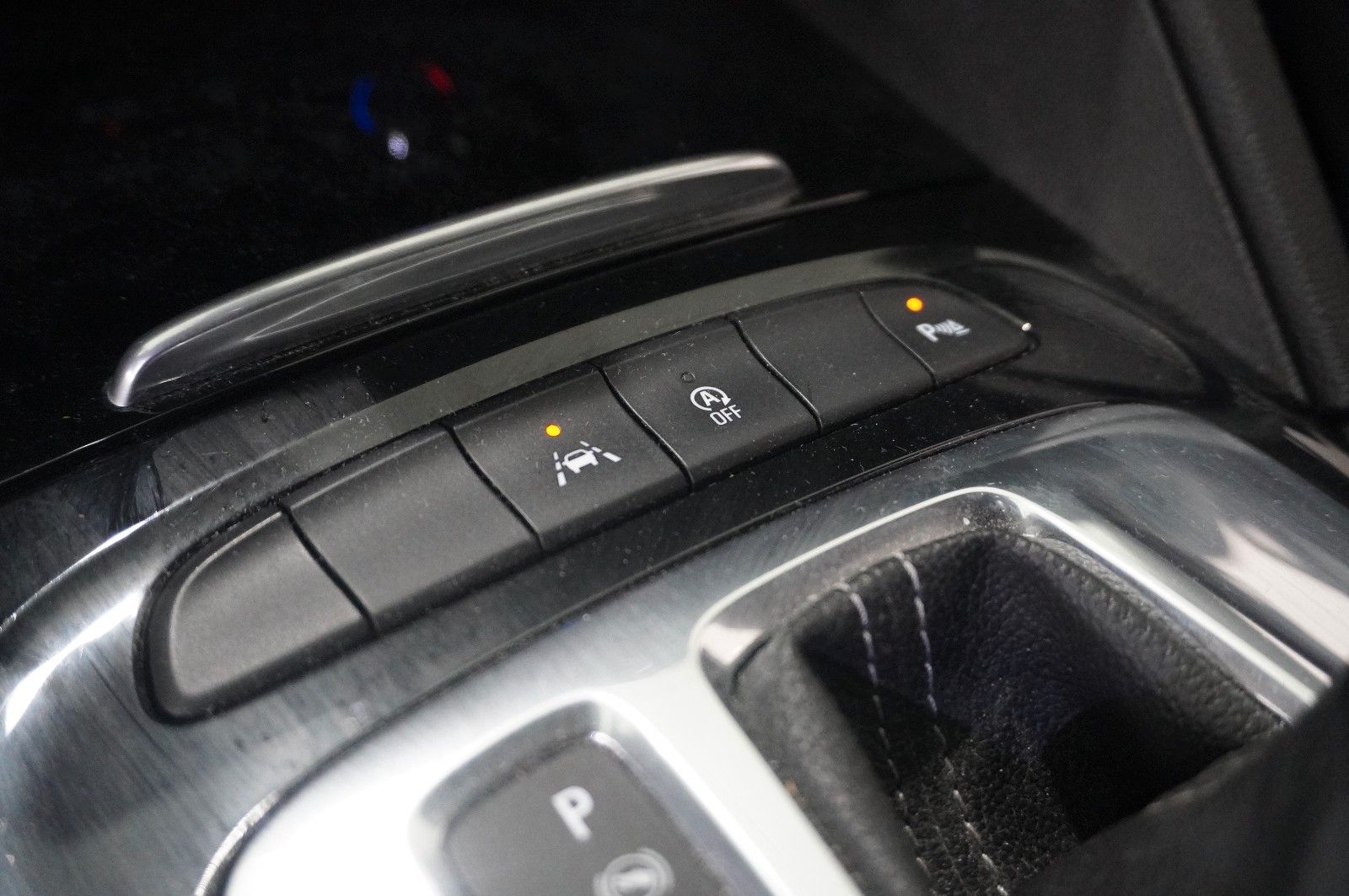 Fahrzeugabbildung Opel Insignia B ST 2.0D ELEGANCE NAVI/LED/KAMERA/HUD