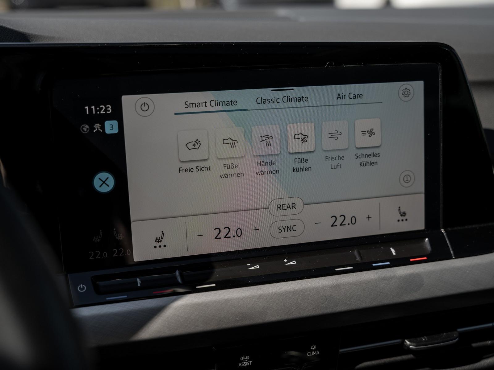 Volkswagen Golf VAR. VIII LIFE 2.0 TDI DSG Pano IQLight AHK, миниатюра 17