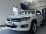 Volkswagen Tiguan R Line/Allrad/Automatik/Led/Panorama - Volkswagen Tiguan: R
