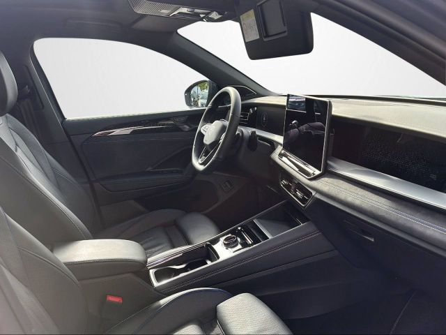 Tayron R-Line 1.5 l eHybrid OPF 130 kW (177 PS)