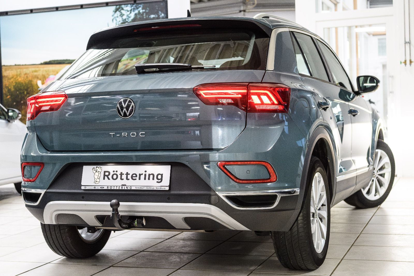 Fahrzeugabbildung Volkswagen T-Roc Style 1.5 TSI DSG LED+AHK+KEYLESS+KAMERA