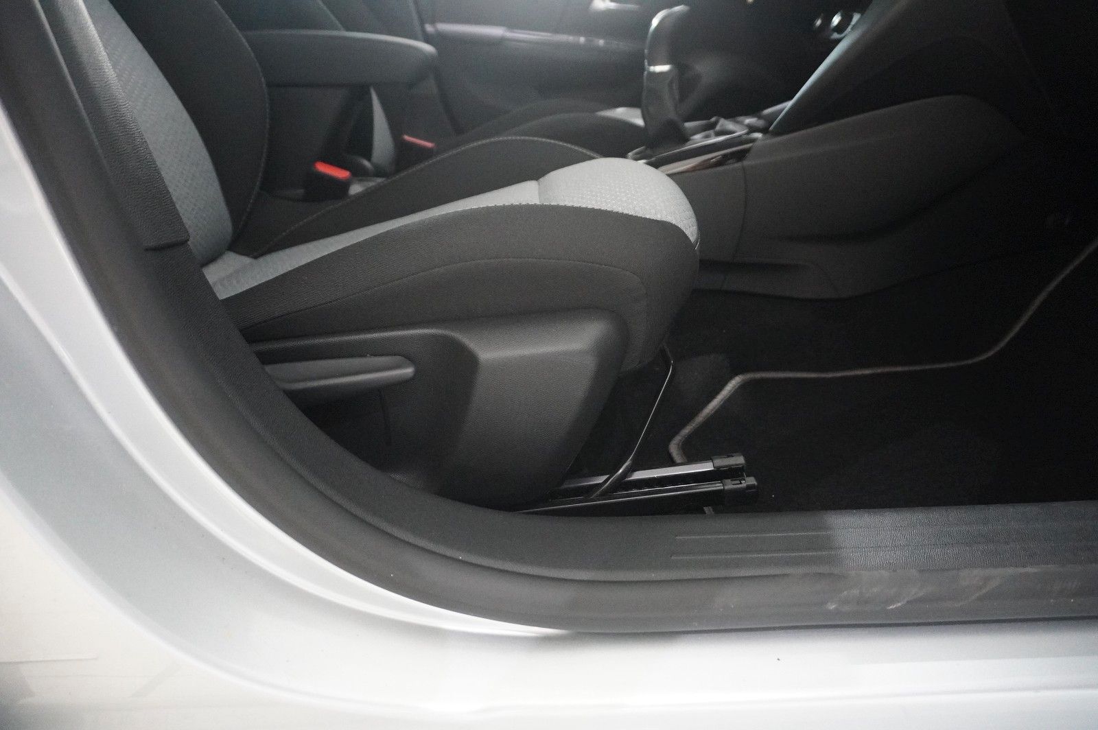 Fahrzeugabbildung Opel Corsa F 1.2 FACELIFT NAVI/LED/KAMERA/VIRTU./DAB+