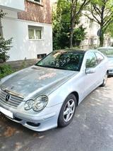 Mercedes-Benz Mercedes Benz - Mercedes-Benz 190 Gebrauchtwagen in Stuttgart