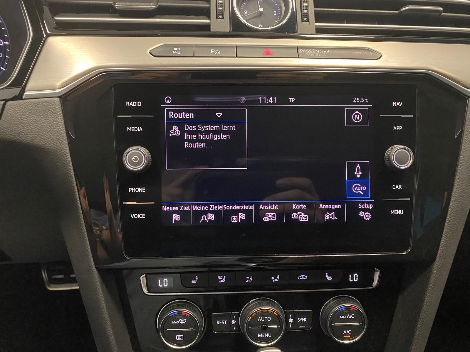 Fahrzeugabbildung Volkswagen Passat Variant 2.0 TDI Highline BMT/Start-Stopp
