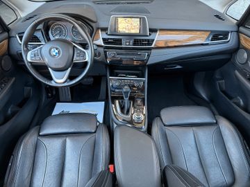 BMW 218 - 11