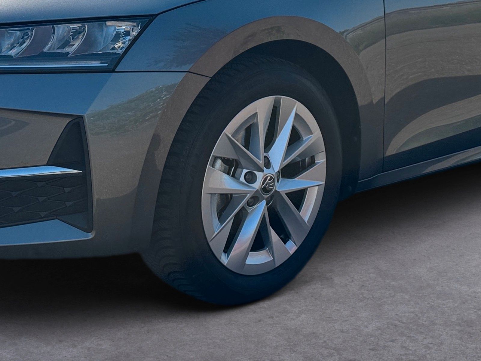 Fahrzeugabbildung SKODA Octavia Combi Selection 1.5 eTSI