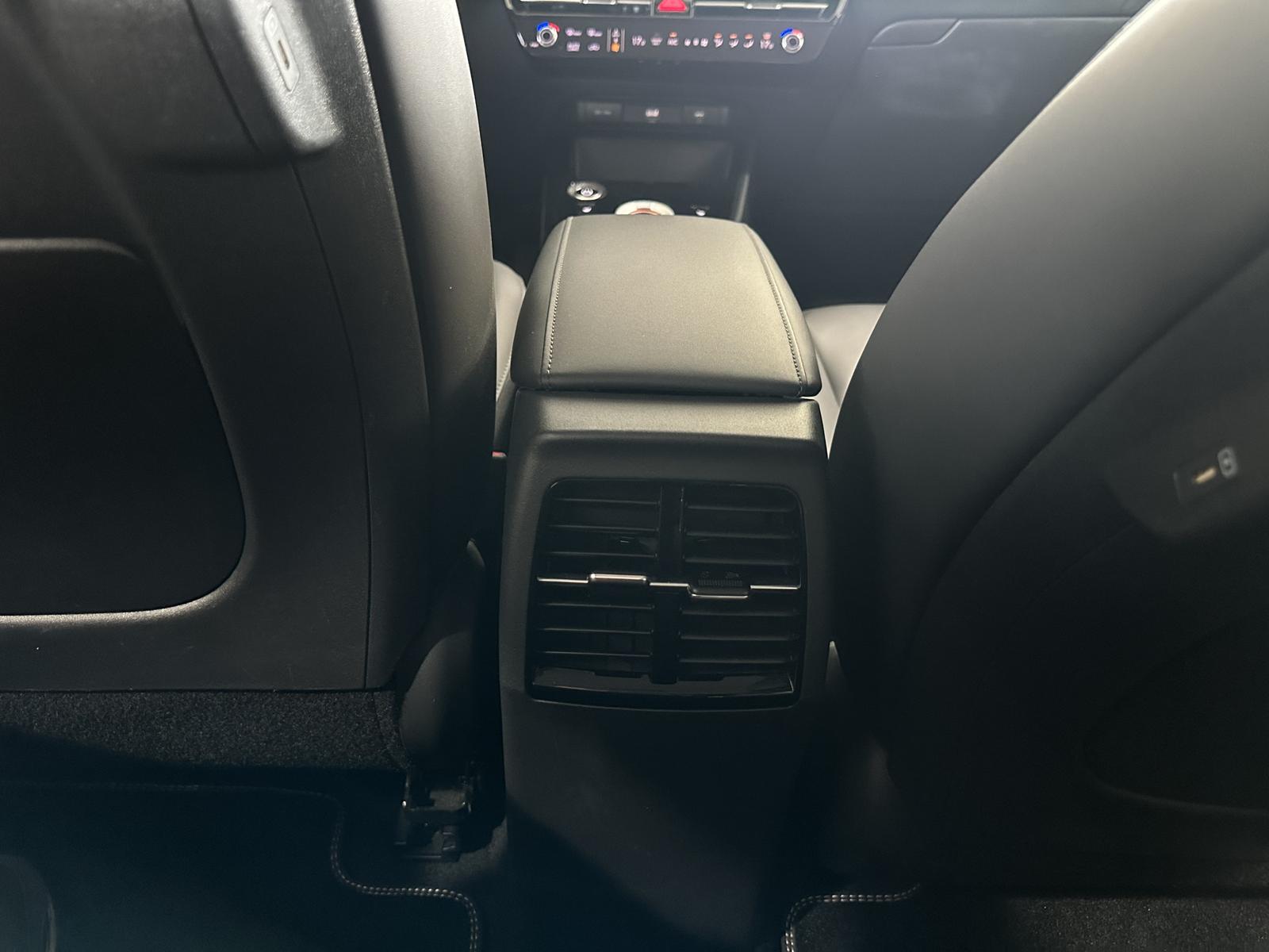 Kia Niro EV Vision/WäPu/SoH 97,7%/ACC/1Hd/NAV/RFK/BT