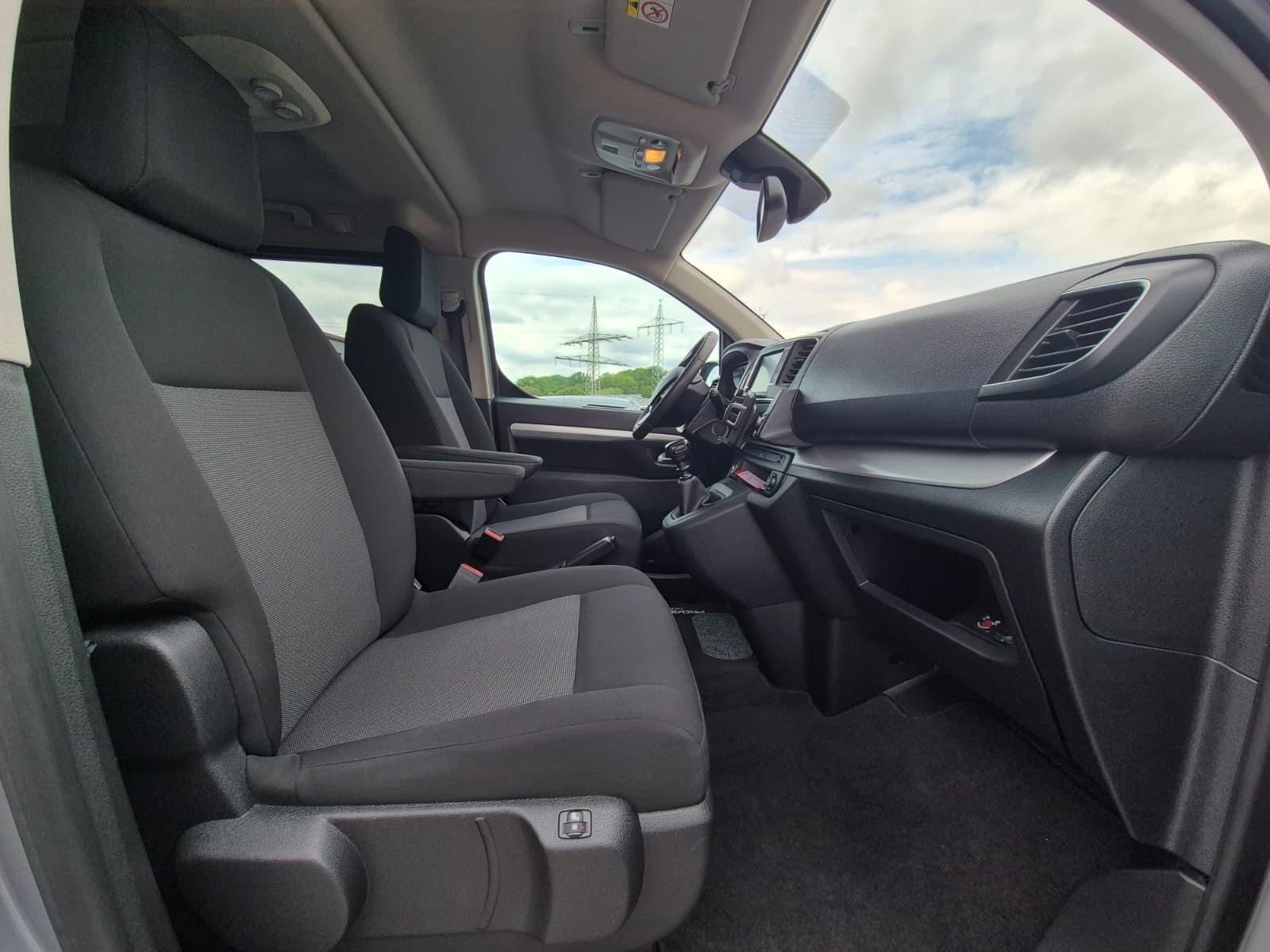 Toyota Proace L1 Shuttle Comfort*AHK*Standhzg.*ACC*HUD*