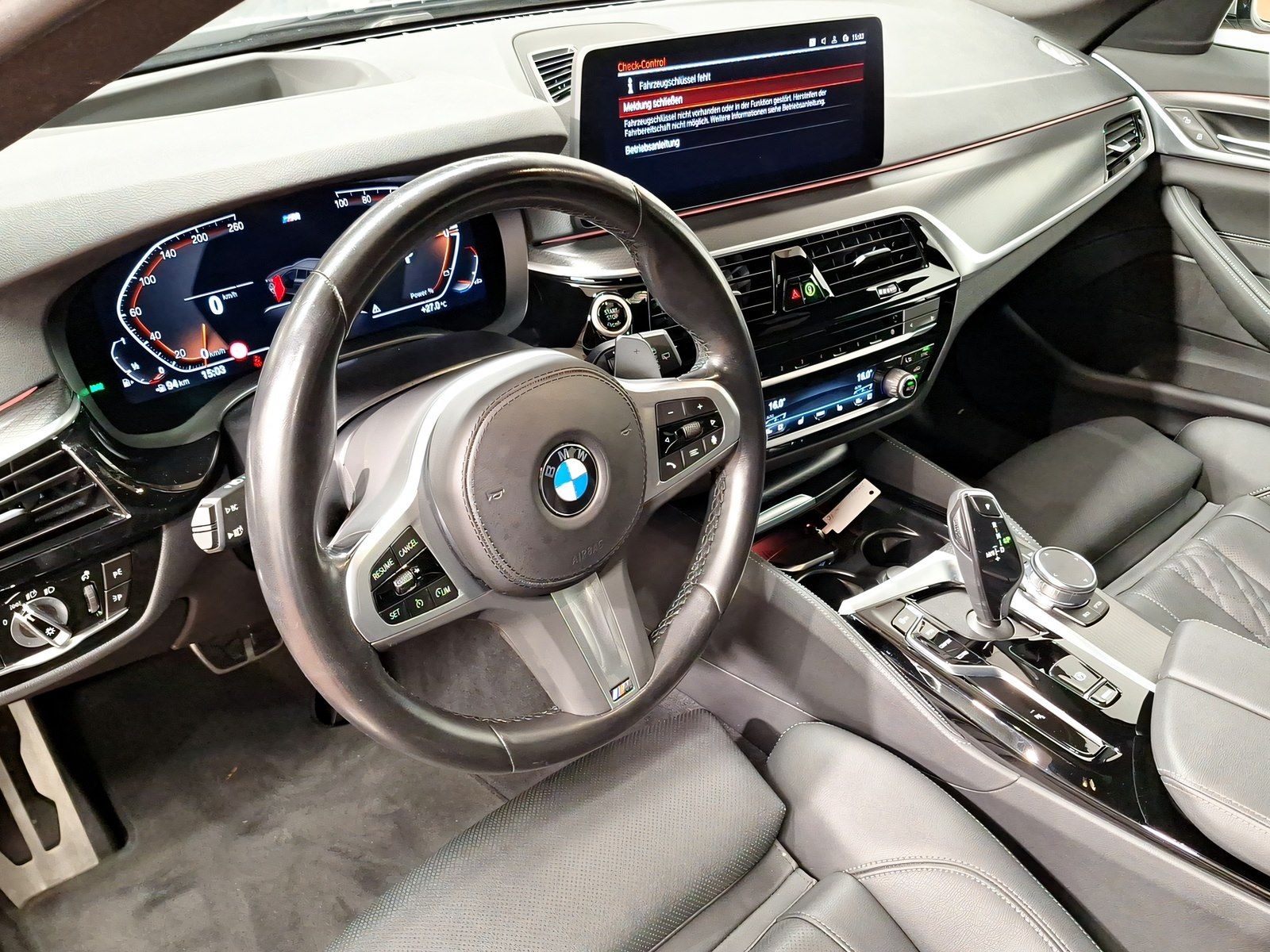 BMW 530i xDrive Touring M Sport Standheizung AHK foto 4