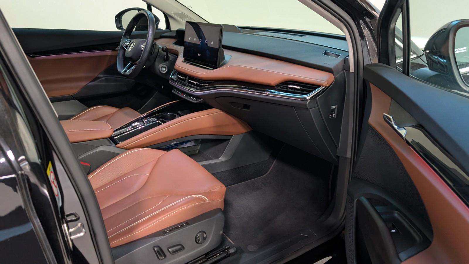 Skoda Enyaq 80 ecoSuite PANO*AHK*HUD*MEMOR*W-PUMPE*21"