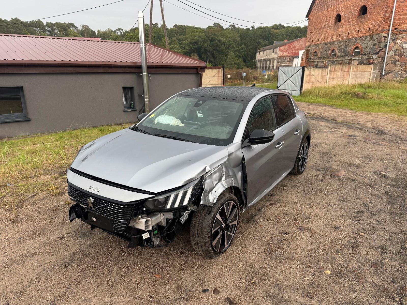 Peugeot 208 GT LINE 1.5 BLUE HDI 102PS