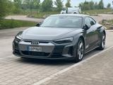 Audi e-tron GT quattro / 360°, Luftfederung - Audi e-tron GT aus 2021