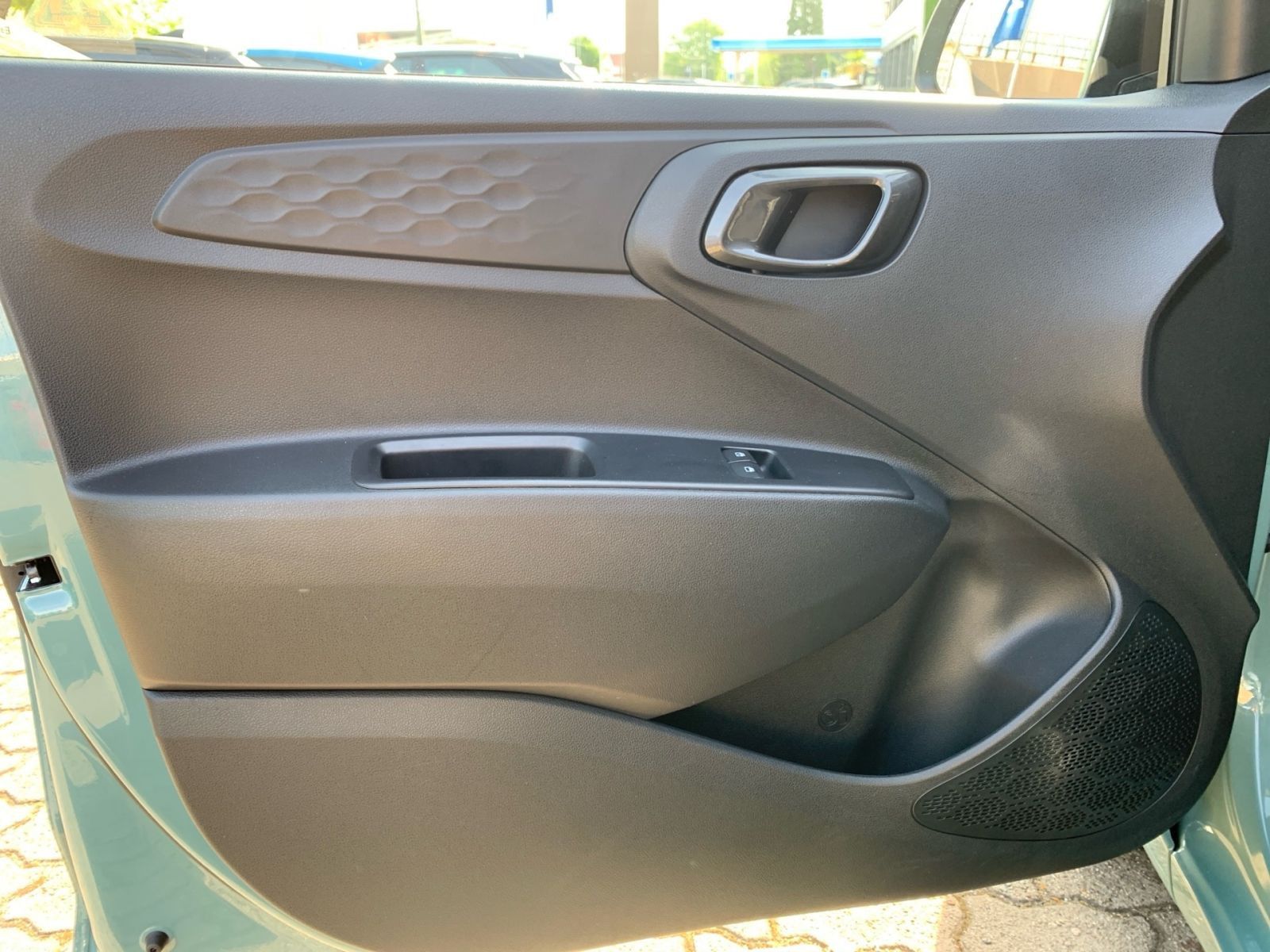Fahrzeugabbildung Hyundai i10 1.0 Select Navi Allwetter