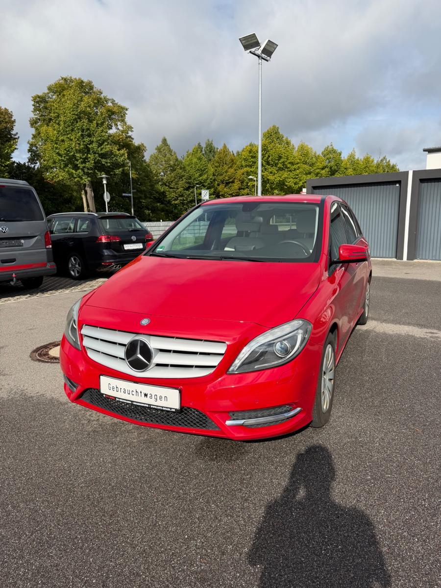 Mercedes-Benz B 180 B B 180 CDI
