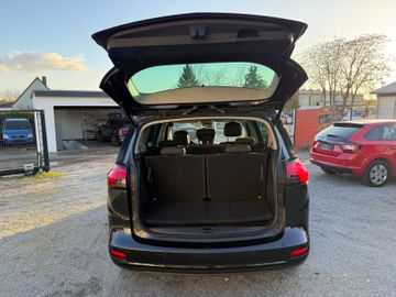 Opel Zafira - 9