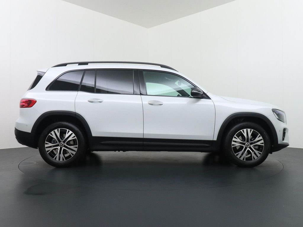 Mercedes-Benz GLB 180 Star Edition Luxury Line 7pers. | AHK We