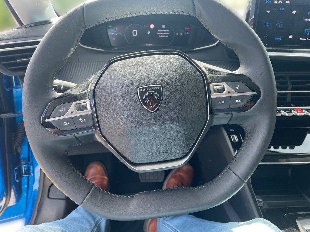 Peugeot 208 - Bild 9