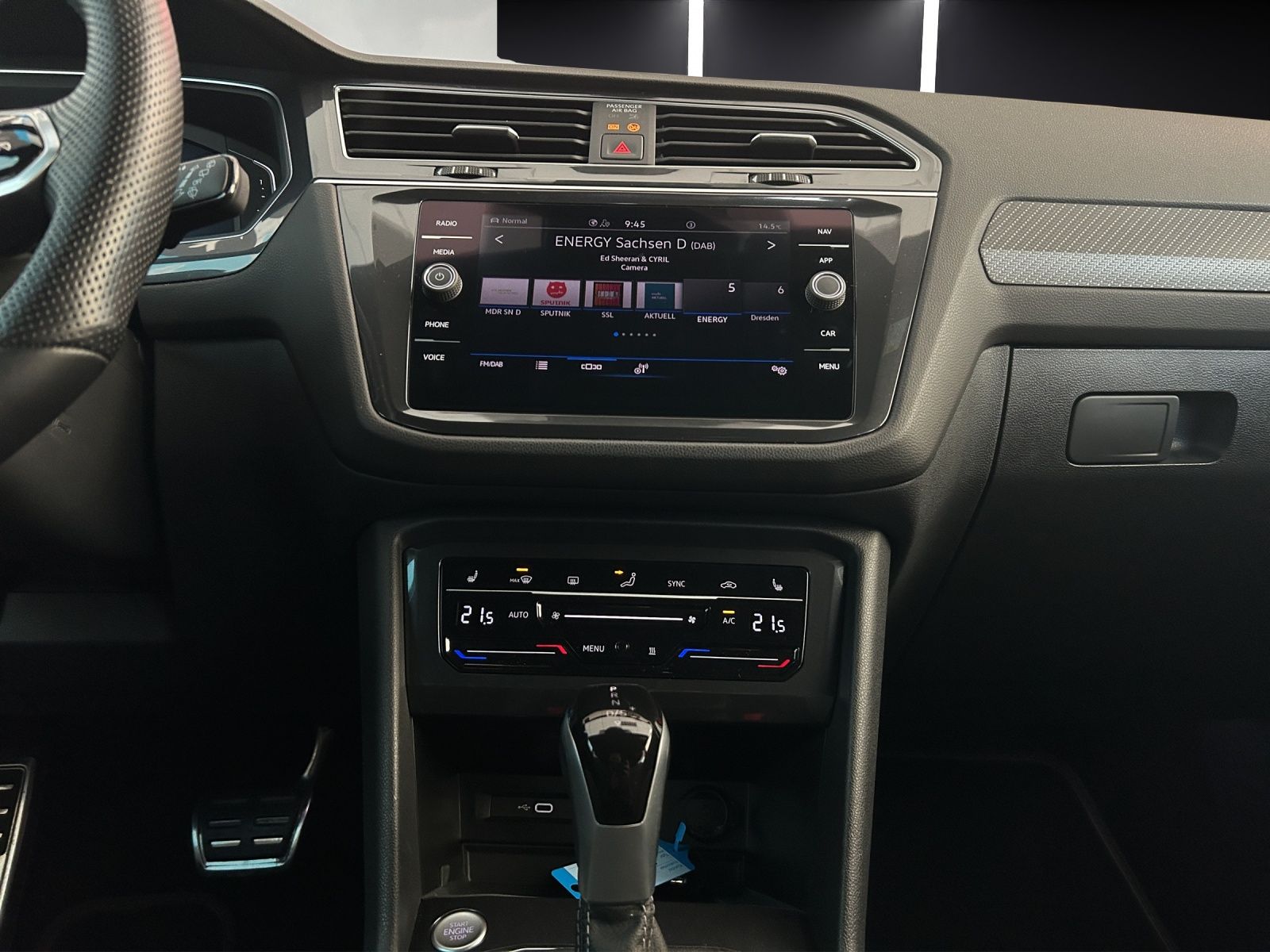 Fahrzeugabbildung Volkswagen Tiguan Allspace R-Line TDI 4M DSG IQ.Light ACC A