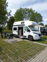 Pössl VARIO 545 H-Line mit Alu-Heckträger bis 200kg - Pössl Vario 545