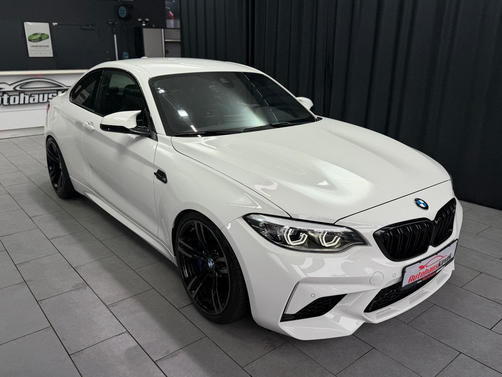 Fahrzeugabbildung BMW M2 Competition|H&K|KW|RF-Kamera|Assistent