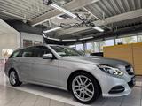 Mercedes-Benz E 250 E -Klasse T-Modell*LED*ACC*NAVI* - Mercedes-Benz E 250 mit Diesel-Antrieb: Kombi