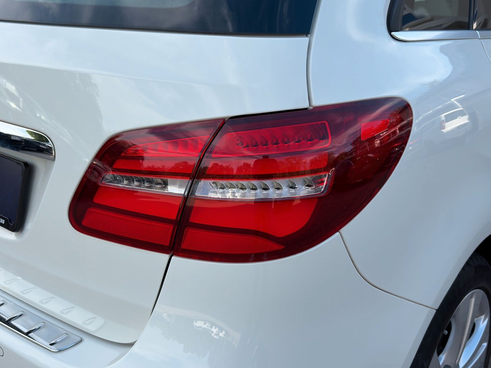 Fahrzeugabbildung Mercedes-Benz B 180 d*LED*SHZ*PDC*Kamera**